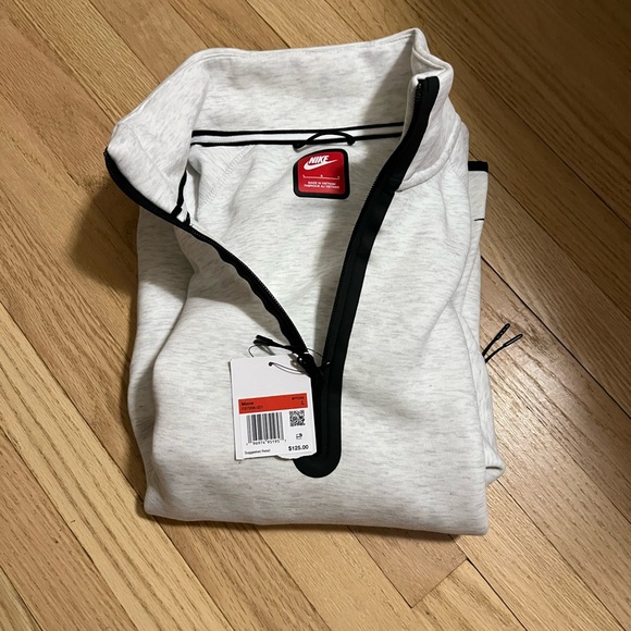 Nike Men's Sportswear Tech Fleece 1/2 Zip Sweatshirt.Size Large or Women’s XLg - Picture 4 of 4